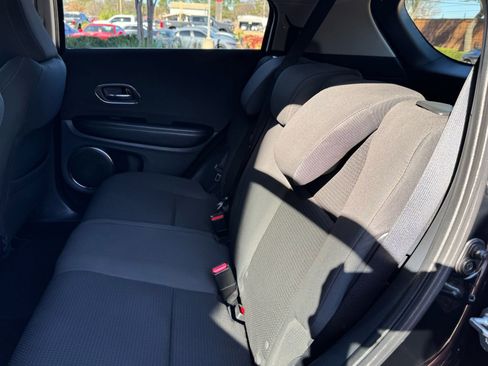 Used 2022 Honda HR-V EX image 30