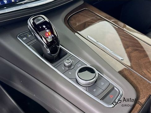 Used 2022 Cadillac Escalade Sport Platinum image 21