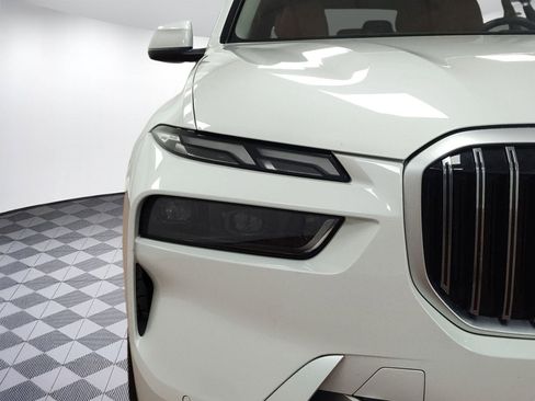 Certified 2025 BMW X7 xDrive40i image 10