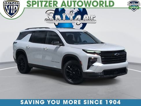Used 2025 Chevrolet Traverse LT w/ Midnight/Sport Edition AWD/4WD image 1