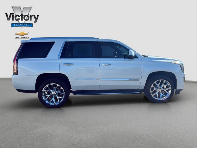 Used 2020 Cadillac Escalade Luxury AWD/4WD image 8