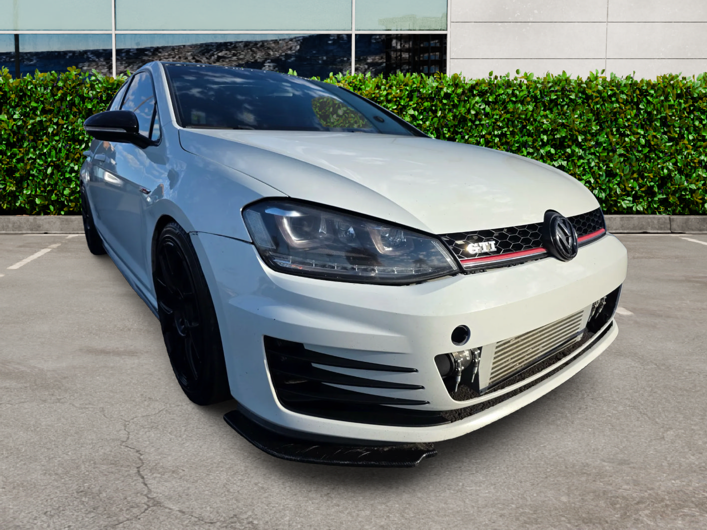 Used 2016 Volkswagen GTI S FWD image 1