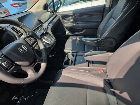 Certified 2024 Honda Odyssey Sport image 14