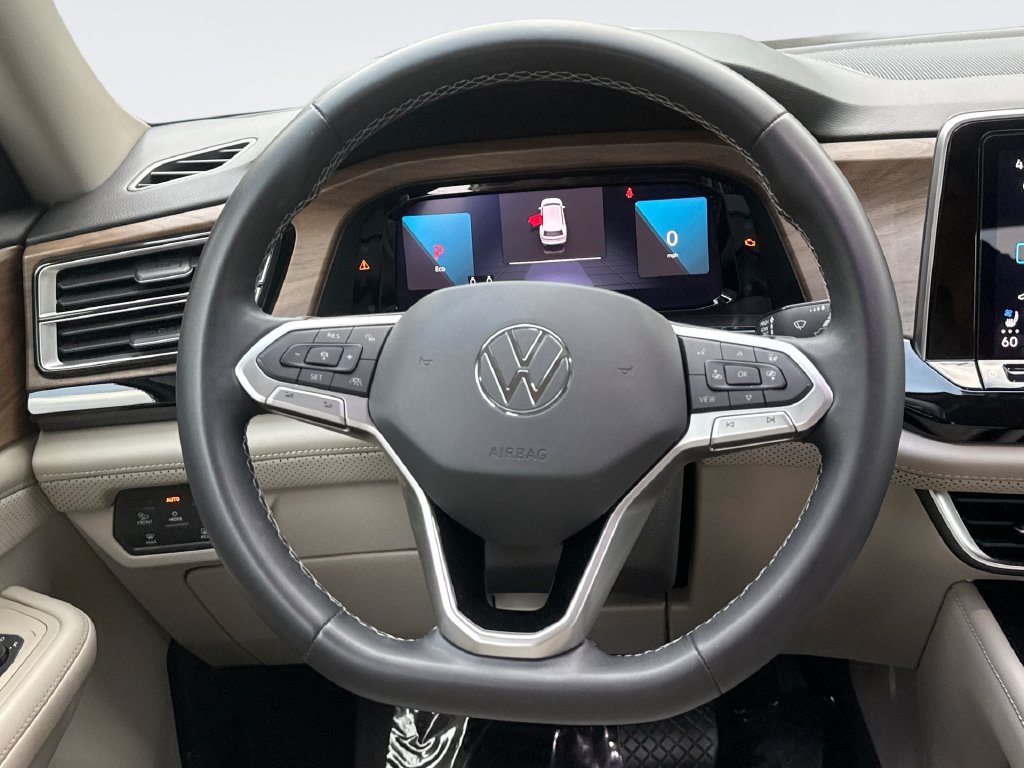 Used 2024 Volkswagen Atlas SE FWD image 11