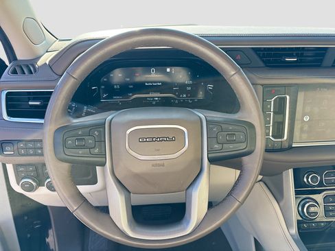 Used 2022 GMC Yukon Denali image 41