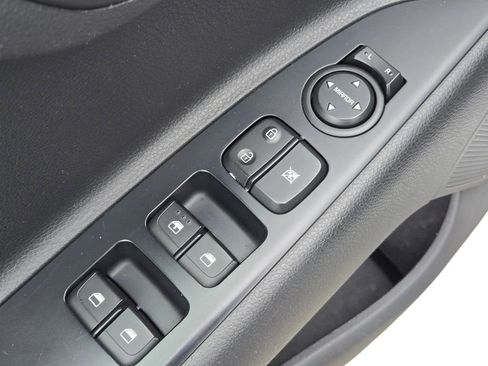 Certified 2021 Kia Rio S FWD image 15