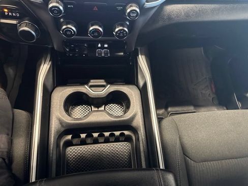 Used 2019 RAM 1500 Big Horn RWD image 20