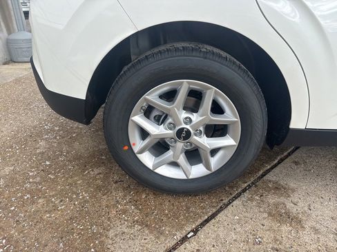 New 2025 Kia Soul LX image 9