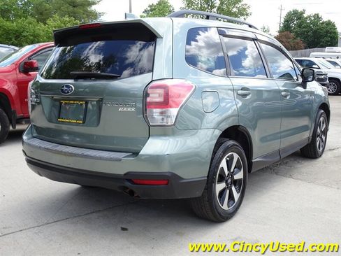 Used 2017 Subaru Forester 2.5i Premium w/ Popular Package #2A AWD/4WD image 6