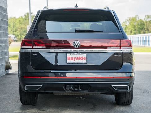 Used 2025 Volkswagen Atlas SE AWD/4WD image 26