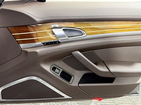 Used 2012 Porsche Panamera Turbo S image 48