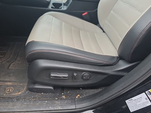 Used 2024 Honda CR-V Sport Touring image 16