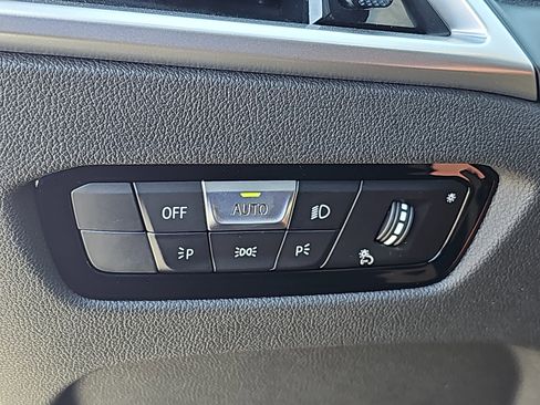 New 2026 BMW 330i Sedan w/ M Sport Package image 26