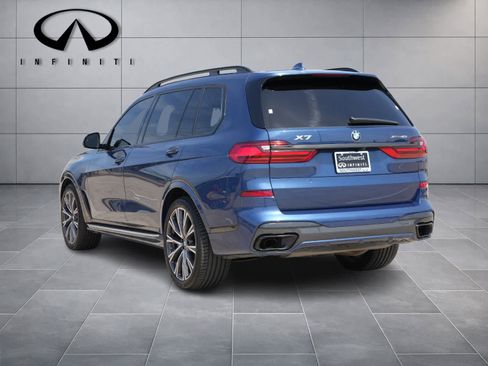 Used 2021 BMW X7 xDrive40i w/ M Sport Package AWD/4WD image 5