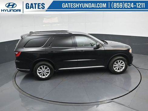 Used 2019 Dodge Durango SXT image 39
