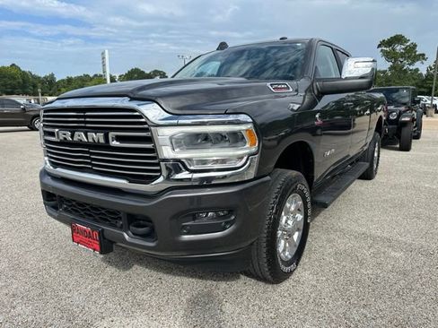 Used 2024 RAM 2500 Laramie w/ Safety Group AWD/4WD image 3