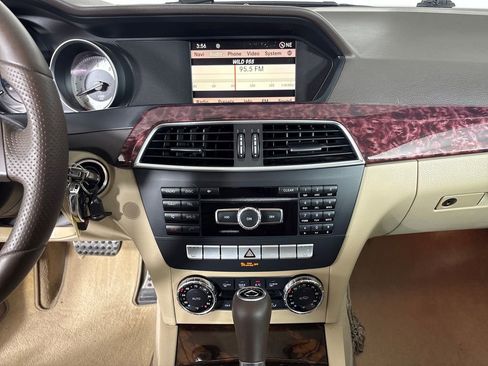 Used 2012 Mercedes-Benz C 300 4MATIC Sedan image 26