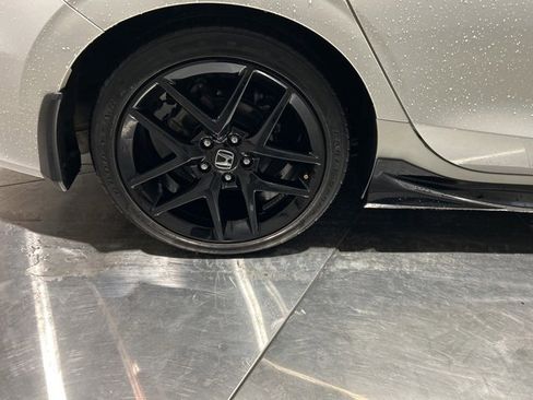 Used 2023 Honda Civic Sport image 18