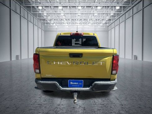Used 2024 Chevrolet Colorado Trail Boss w/ Advanced Trailering Package AWD/4WD image 5