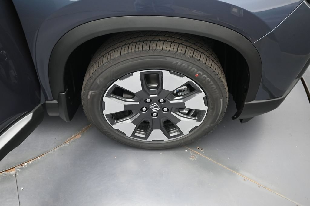 New 2026 Honda Pilot Touring image 36