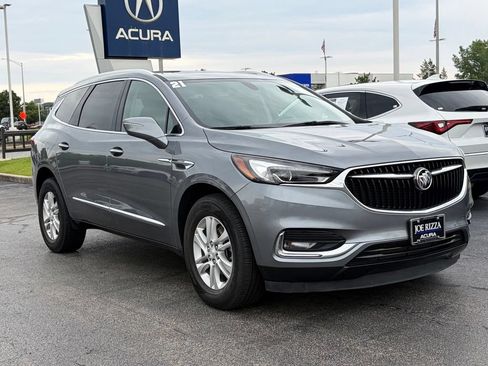 Used 2021 Buick Enclave Essence w/ Sound and Sites Package AWD/4WD image 7