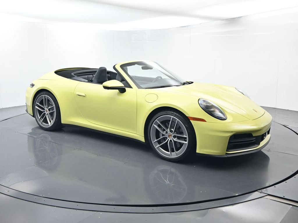 Certified 2025 Porsche 911 Carrera RWD image 3