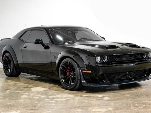 Used 2023 Dodge Challenger SRT Hellcat image 7