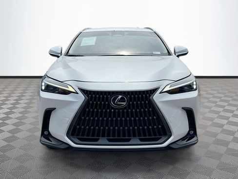 Used 2024 Lexus NX 250 FWD w/ Towing Package (2000 Lbs) image 2