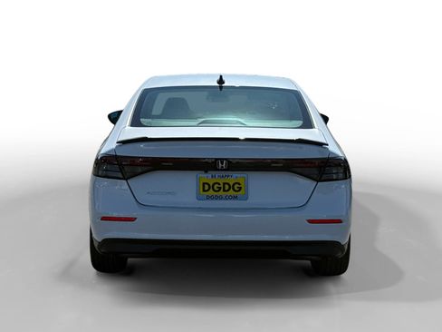 New 2025 Honda Accord SE image 4