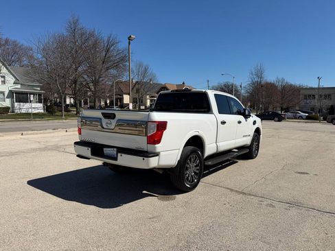 Used 2017 Nissan Titan Platinum Reserve image 7