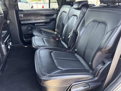 Used 2021 Ford Expedition Limited image 23