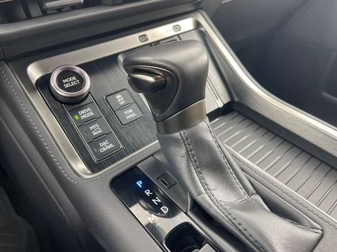 Used 2024 Lexus GX 550 AWD/4WD image 15