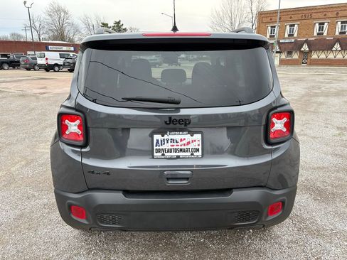Used 2023 Jeep Renegade Altitude w/ Convenience Group I AWD/4WD image 24