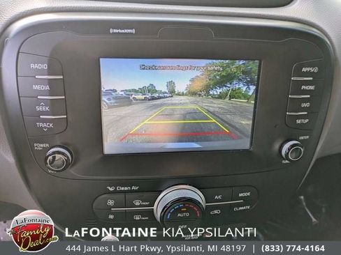 Used 2018 Kia Soul + FWD image 24