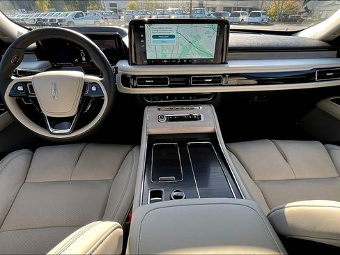 New 2025 Lincoln Aviator Reserve w/ Equipment Group 201A image 5