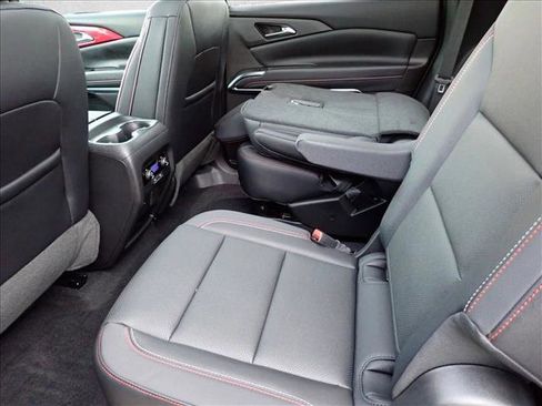 New 2026 Chevrolet Traverse Z71 w/ Enhanced Driving Package image 10