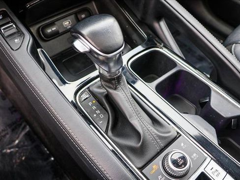 Used 2022 Kia Telluride EX w/ EX Premium Package image 22