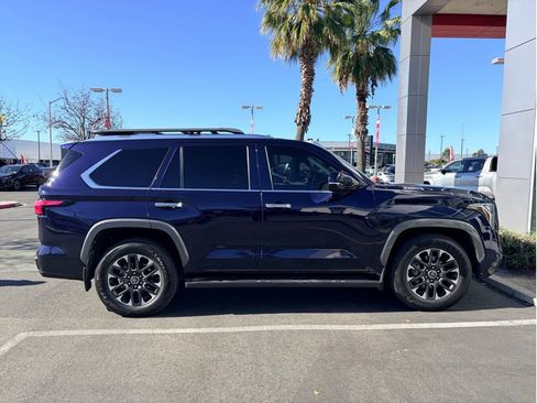 Used 2024 Toyota Sequoia Limited image 3