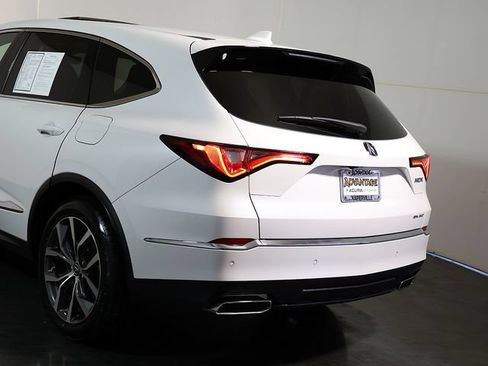 Used 2024 Acura MDX SH-AWD w/ Technology Package image 11