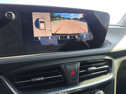 Used 2026 Buick Encore GX Sport Touring w/ Advanced Technology Package FWD image 33