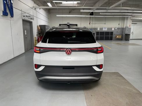 Certified 2023 Volkswagen ID.4 Pro S Plus AWD/4WD image 3