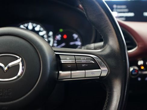 Used 2020 MAZDA MAZDA3 Hatchback w/ Premium Package image 32