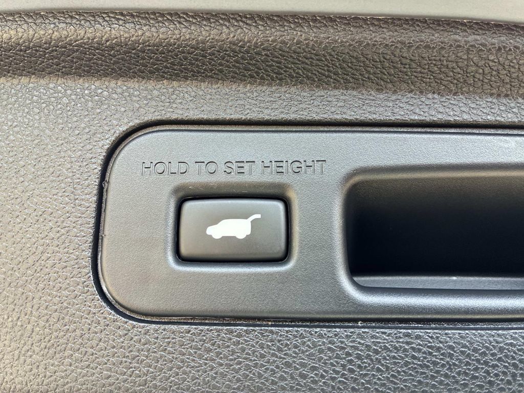 Used 2025 Honda Odyssey Sport-L image 16
