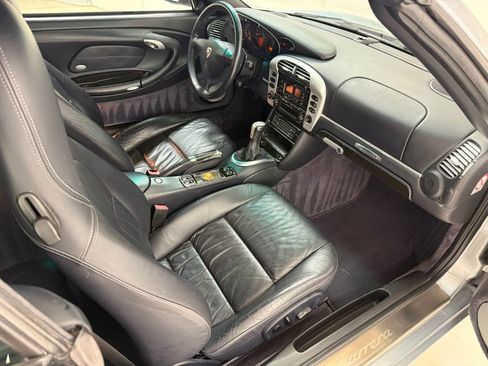 Used 2003 Porsche 911 Carrera 4 image 37