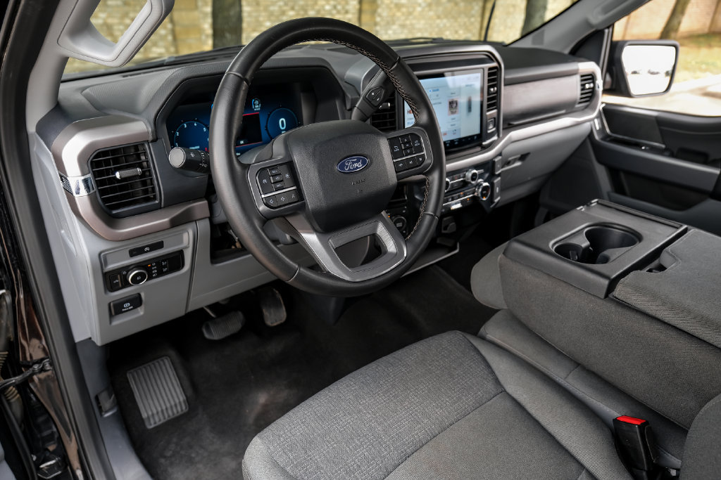 Used 2025 Ford F150 XLT w/ Equipment Group 301A Standard AWD/4WD image 25