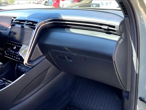 Used 2024 Hyundai Santa Cruz SEL w/ Activity Package image 19