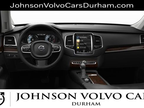 Used 2018 Volvo XC90 T5 Momentum w/ Convenience Package image 5