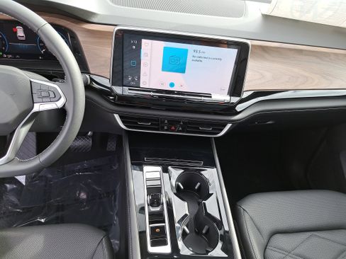 New 2026 Volkswagen Atlas SE image 21