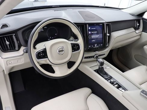 Used 2020 Volvo XC60 T6 Inscription AWD/4WD image 15