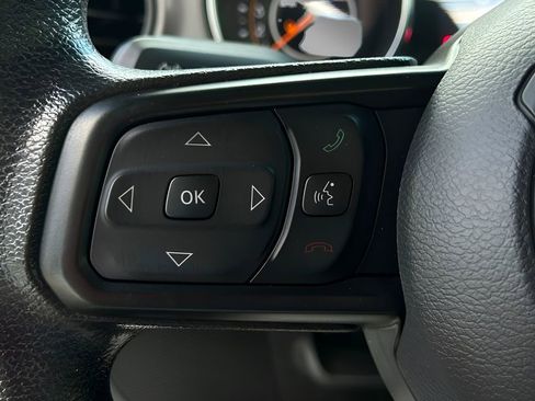 Certified 2022 Jeep Gladiator Sport image 24